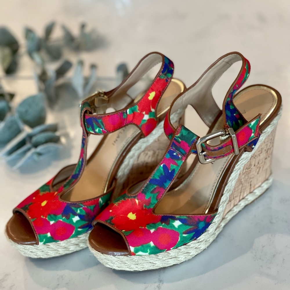Antonio Melani Floral Platform Wedges Size 7M